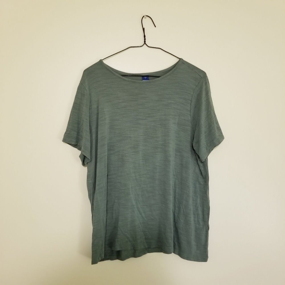Old Navy Luxe Sage Green Short Sleeve Shirt